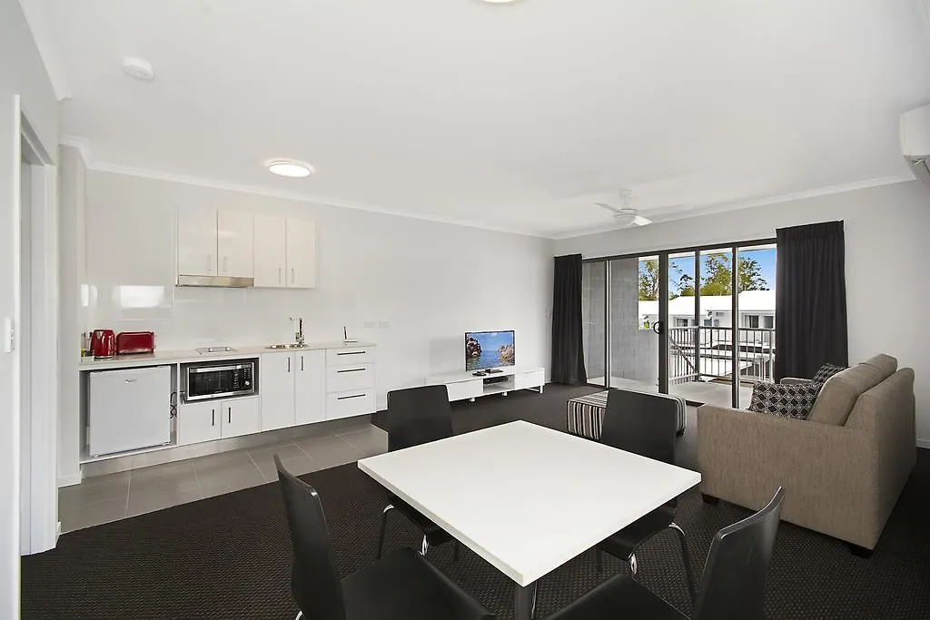 Cooroy Luxury Motel Apartments