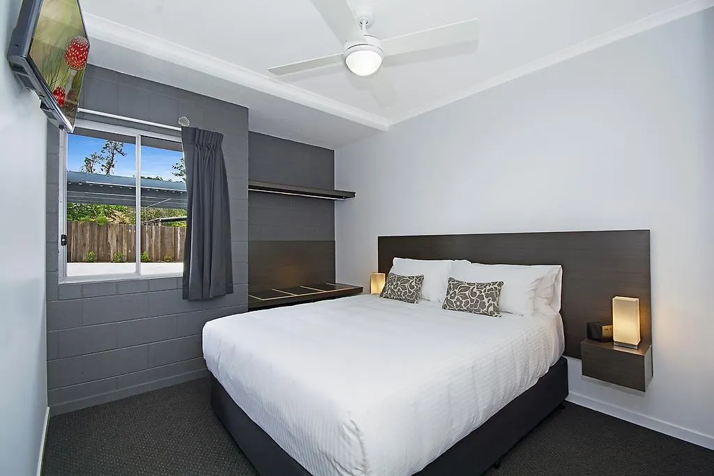 Cooroy Luxury Motel Apartments 4*,  Australia